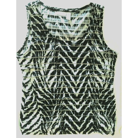 CHICO'S sz 1 sz M Stretch White Black Animal Print Tiered Sleeveless Top - Picture 1 of 3